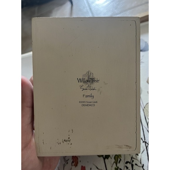 WILLOW TREE FAMILY 2005 Lifetime of Love trinket/keepsake box wooden - Picture 6 of 11